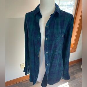 Women’s Vineyard Vines long sleeve button up